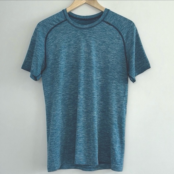 Lululemon Metal Vent Tech Short Sleeve - Picture 4 of 9